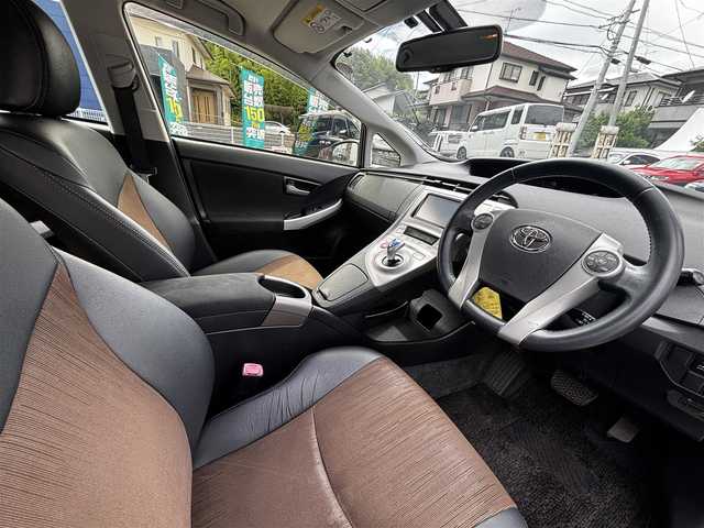 トヨタ プリウス G 熊本県 2012(平24)年 7.9万km ホワイトパールクリスタルシャイン ワンオーナー/純正メモリナビ/【フルセグTV/CD/DVD/SD/BT】/バックカメラ/クルーズコントロール/ステアリングリモコン/ビルトインＥＴＣ/ハーフレザーシート/D席パワーシート/純正15インチAW/電格ミラー/スマートキー/HIDヘッドライト/オートライト/スマートキー/プッシュスタート/取扱説明書/保証書