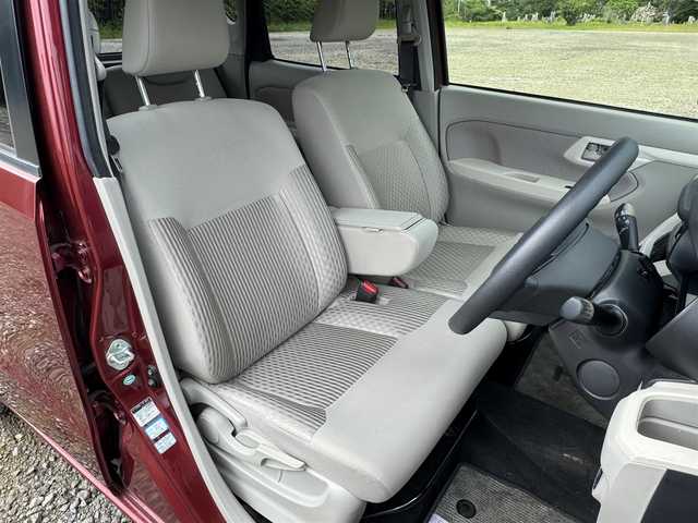 ダイハツ ムーヴ X SAⅡ 長崎県 2015(平27)年 6.7万km 赤 社外ナビ/バックカメラ/フルセグTV/Bluetooth接続可/DVD再生可/ステアリングリモコン/ETC/リアパーキングセンサー/純正14インチAW