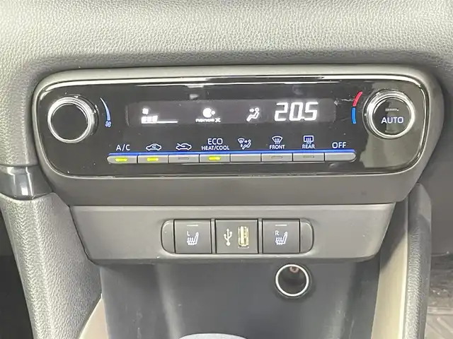 トヨタ ヤリス Z 千葉県 2022(令4)年 3.6万km アバンギャルドブロンズメタリック 禁煙車/8型純正ディスプレイオーディオ/Bluetooth　CarPlay　AM/FM/バックカメラ/ビルトインETC/LEDヘッドライト/オートライト/オートハイビーム/衝突軽減ブレーキ/レーンキープアシスト/レーダークルーズコントロール/パーキングサポートブレーキ/クリアランスソナー/コーナーセンサー/標識表示/オートリトラミラー/ステアリングスイッチ/純正フロアマット/USB入力端子