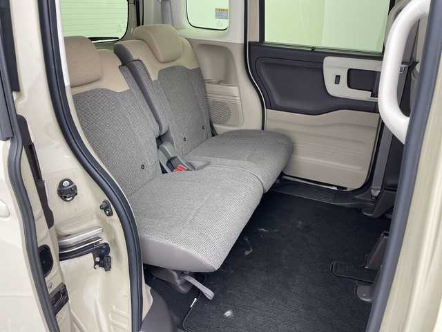 ホンダ Ｎ ＢＯＸ G L ターボ ホンダセンシング 群馬県 2020(令2)年 3万km プレミアムアイボリーパールⅡ 純正８型ナビ　バックカメラ　衝突被害軽減ブレーキ　両側電動スライドドア　アダプティブクルーズコントロール　シートヒーター　レーンキープアシスト　純正ビルトインＥＴＣ　ＬＥＤ　オートライト　禁煙車