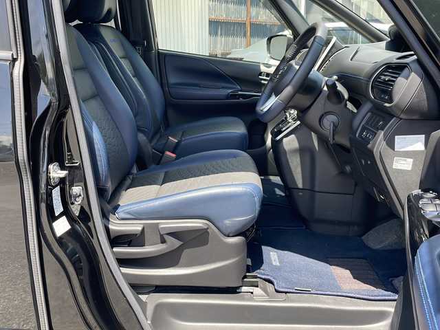 日産 セレナ オーテック セーフティパッケージ 長野県 2021(令3)年 1.7万km ダイヤモンドブラック プロパイロット/エマージェンシーブレーキ/純正１０インチナビフルセグTV/大型フリップダウンモニター/アラウンドビューモニター/ハンズフリー両側パワースライドドア/インテリジェントルームミラー/インテリジェントクルーズコントロール/オーテック１６インチアルミ/保証書