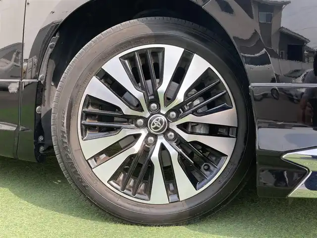 トヨタ アルファード S Cパッケージ 香川県 2020(令2)年 5.6万km ブラック 登録時走行距離：55455km/モデリスタエアロ/メーカー純正ナビ/　CD DVD BT フルセグTV/純正フリップダウンモニター（V12T-R68C）/バックカメラ/両側パワースライドドア/パワーバックドア/プリクラッシュセーフティシステム/レーンキープアシスト/レーダークルーズコントロール/クリアランスソナー/ブラインドスポットモニター/オートハイビーム/LEDヘッドライト/オートライト/フォグランプ/ブラックレザーシート/シートベンチレーション/オットマン/ロールサンシェード/前後ドライブレコーダー/ビルトインETC/デジタルインナーミラー/AC100V充電/木目革巻きコンビステアリング/ステアリングスイッチ/プッシュスタート/スマートキー