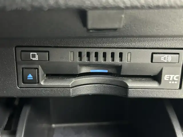 トヨタ アルファード S Cパッケージ 熊本県 2020(令2)年 5.6万km ブラック 禁煙車/モデリスタエアロ/メーカー純正9インチナビ/　CD DVD BT フルセグTV/純正フリップダウンモニター（V12T-R68C）/バックカメラ/社外前後ドライブレコーダー（T2ーD205W）/ビルトインETC/両側パワースライドドア/パワーバックドア/プリクラッシュセーフティシステム/レーンキープアシスト/レーダークルーズコントロール/前後クリアランスソナー/ブラインドスポットモニター/前席シートヒーター/ステアリングヒーター/前席エアーシート/前席パワーシート/メモリシート/オットマン/オートハイビーム/ロールサンシェード/デジタルインナーミラー/純正フロアマット/純正１８インチAW/オートライト/オートマチックハイビーム/LEDヘッドライト/フォグランプ/スマートキー/プッシュスタート/ステアリングスイッチ/プッシュスタート/スマートキー