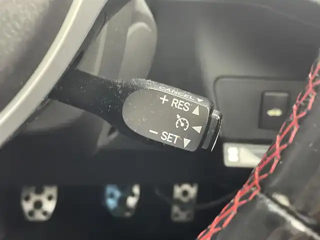 トヨタ ８６ GT 茨城県 2018(平30)年 10.3万km クリスタルホワイトパール 7インチナビ/Bluetooth/フルセグ/CD/DVD/AM/FM/クルコン/ETC/LEDヘッドライト/ロクサーニスポーツAW/フロントフォグランプ/プッシュスタート/スマートキー