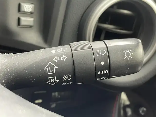 トヨタ ８６ GT 茨城県 2018(平30)年 10.3万km クリスタルホワイトパール 7インチナビ/Bluetooth/フルセグ/CD/DVD/AM/FM/クルコン/ETC/LEDヘッドライト/ロクサーニスポーツAW/フロントフォグランプ/プッシュスタート/スマートキー