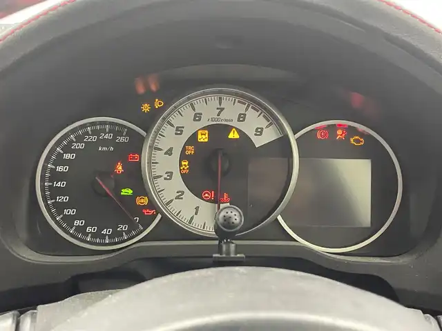 トヨタ ８６ GT 茨城県 2018(平30)年 10.3万km クリスタルホワイトパール 7インチナビ/Bluetooth/フルセグ/CD/DVD/AM/FM/クルコン/ETC/LEDヘッドライト/ロクサーニスポーツAW/フロントフォグランプ/プッシュスタート/スマートキー