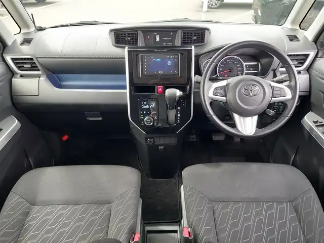 トヨタ タンク カスタムG－T 東京都 2020(令2)年 1.3万km パールホワイトⅢ スマートアシストIII/・衝突回避支援ブレーキ/・誤発進抑制制御/・車線逸脱警報機能/・先行車発進お知らせ機能/・クルーズコントロール/・コーナーセンサー/プッシュスタート/アイドリングストップ/社外ディスプレイオーディオ/バックカメラ/ETC/前後ドライブレコーダー VREC-DZ700D/両側パワースライドドア/後席ロールサンシェード/LEDヘッドライト/ドアバイザー/15インチ純正アルミホイール/スマートキー/純正エンジンスターター