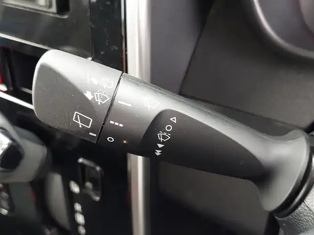 トヨタ タンク カスタムG－T 東京都 2020(令2)年 1.3万km パールホワイトⅢ スマートアシストIII/・衝突回避支援ブレーキ/・誤発進抑制制御/・車線逸脱警報機能/・先行車発進お知らせ機能/・クルーズコントロール/・コーナーセンサー/プッシュスタート/アイドリングストップ/社外ディスプレイオーディオ/バックカメラ/ETC/前後ドライブレコーダー VREC-DZ700D/両側パワースライドドア/後席ロールサンシェード/LEDヘッドライト/ドアバイザー/15インチ純正アルミホイール/スマートキー/純正エンジンスターター