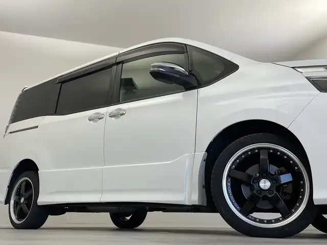 トヨタ ヴォクシー ZS 煌 新潟県 2019(平31)年 7.4万km ホワイトパールクリスタルシャイン 社外ナビ/バックカメラ/Bluetooth/CD/DVD/AUX/革巻きステアリング/HDMI/フルセグTV/ETC/両側パワースライドドア/ウォークスルー/LEDヘッドライト/プッシュスタート/スペアキー