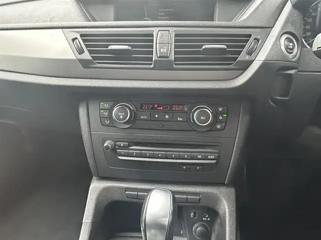 ＢＭＷ Ｘ１ sDrive 18i Mスポーツパッケージ 宮城県 2011(平23)年 8.4万km サファイアブラックP iDriveナビゲーションシステム/コンフォートアクセス/社外19インチAW/ルーフレール/ステアリングスイッチ/ETC車載器