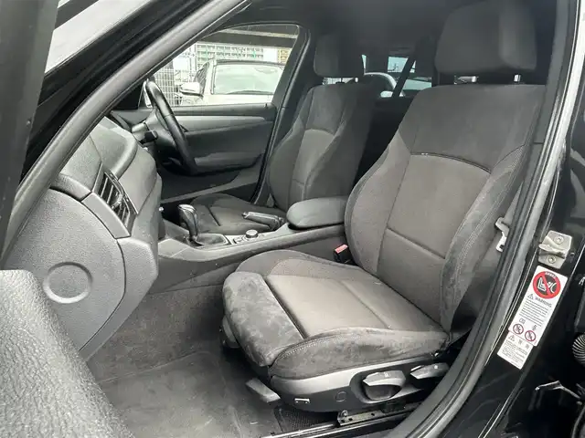 ＢＭＷ Ｘ１ sDrive 18i Mスポーツパッケージ 宮城県 2011(平23)年 8.4万km サファイアブラックP iDriveナビゲーションシステム/コンフォートアクセス/社外19インチAW/ルーフレール/ステアリングスイッチ/ETC車載器