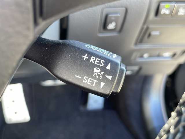 レクサス ＬＳ 600h Fスポーツ 岩手県 2012(平24)年 3.4万km ブラック マークレビンソンサウンドシステム　サンルーフ　ナビ　バックＣ　後席モニター　フルセグ　ＥＴＣＤＳＲＣ　メモリ付電動本革シート　エアシートヒーター　リアサンシェード　電動トランク　ステアヒーター　ＢＳＭ