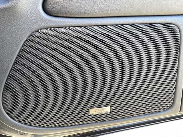 レクサス ＬＳ 600h Fスポーツ 岩手県 2012(平24)年 3.4万km ブラック マークレビンソンサウンドシステム　サンルーフ　ナビ　バックＣ　後席モニター　フルセグ　ＥＴＣＤＳＲＣ　メモリ付電動本革シート　エアシートヒーター　リアサンシェード　電動トランク　ステアヒーター　ＢＳＭ