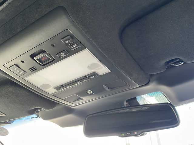 レクサス ＬＳ 600h Fスポーツ 岩手県 2012(平24)年 3.4万km ブラック マークレビンソンサウンドシステム　サンルーフ　ナビ　バックＣ　後席モニター　フルセグ　ＥＴＣＤＳＲＣ　メモリ付電動本革シート　エアシートヒーター　リアサンシェード　電動トランク　ステアヒーター　ＢＳＭ