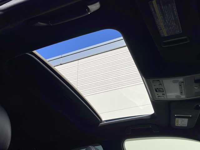 レクサス ＬＳ 600h Fスポーツ 岩手県 2012(平24)年 3.4万km ブラック マークレビンソンサウンドシステム　サンルーフ　ナビ　バックＣ　後席モニター　フルセグ　ＥＴＣＤＳＲＣ　メモリ付電動本革シート　エアシートヒーター　リアサンシェード　電動トランク　ステアヒーター　ＢＳＭ