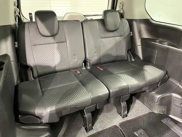 日産 セレナ ハイウェイスター V 愛知県 2021(令3)年 2.6万km インペリアルアンバーP アルパイン９インチナビ/アラウンドビューモニター/プロパイロット/アルパインフリップダウンモニター/両側パワースライドドア/衝突軽減ブレーキ/車線逸脱警報/ブラインドスポットモニター/クリアランスソナー/電動パーキングブレーキ/ブレーキホールド/防水シート/ビルトインＥＴＣ/デジタルインナーミラー/アクセサリーソケット/アイドリングストップ/ISOFIX/LEDヘッドライト/純正16インチアルミホイール