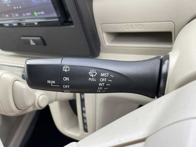 スズキ ワゴンＲ HYBRID FX 鹿児島県 2018(平30)年 10.2万km スペリアホワイト 社外ナビ/（AM/FM/CD/DVD/Bluetooth）/ワンセグテレビ/オートエアコン/アイドリングストップ/シートヒーター/ヘッドライトレベライザー/社外AW/フロアマット/ドアバイザー/リモコンキー