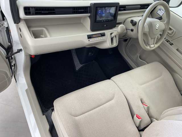 スズキ ワゴンＲ HYBRID FX 鹿児島県 2018(平30)年 10.2万km スペリアホワイト 社外ナビ/（AM/FM/CD/DVD/Bluetooth）/ワンセグテレビ/オートエアコン/アイドリングストップ/シートヒーター/ヘッドライトレベライザー/社外AW/フロアマット/ドアバイザー/リモコンキー