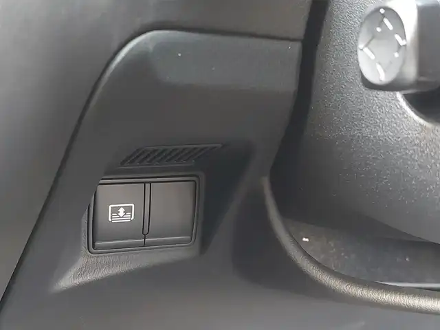 日産 シーマ ハイブリッド VIP 東京都 2020(令2)年 4.3万km スーパーブラック サンルーフ/BOSEサウンド/本革シート/シートヒーター/ベンチレーション/メーカーオプションナビ/アラウンドビューモニター/ブラインドスポットモニター/エマージェンシーブレーキ/インテリジェントクルーズコントロール/レーンキープアシスト/ビルトインETC2.0/AC100V電源/リアサンシェード