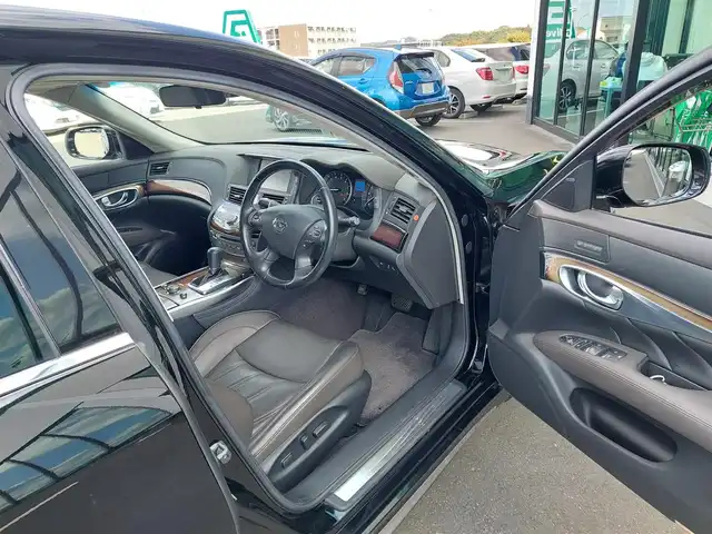 日産 シーマ ハイブリッド VIP 東京都 2020(令2)年 4.3万km スーパーブラック サンルーフ/BOSEサウンド/本革シート/シートヒーター/ベンチレーション/メーカーオプションナビ/アラウンドビューモニター/ブラインドスポットモニター/エマージェンシーブレーキ/インテリジェントクルーズコントロール/レーンキープアシスト/ビルトインETC2.0/AC100V電源/リアサンシェード