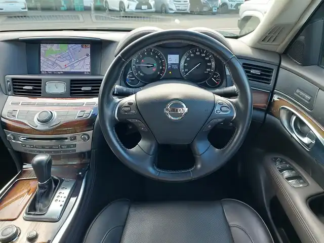 日産 シーマ ハイブリッド VIP 東京都 2020(令2)年 4.3万km スーパーブラック サンルーフ/BOSEサウンド/本革シート/シートヒーター/ベンチレーション/メーカーオプションナビ/アラウンドビューモニター/ブラインドスポットモニター/エマージェンシーブレーキ/インテリジェントクルーズコントロール/レーンキープアシスト/ビルトインETC2.0/AC100V電源/リアサンシェード