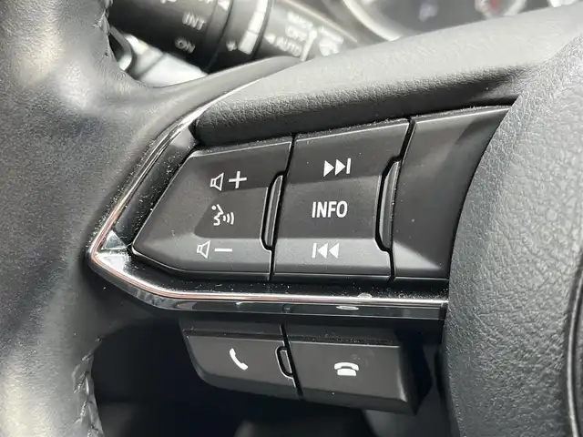 マツダ ＣＸ－５ XD 奈良県 2018(平30)年 4.4万km マシーングレープレミアムM 純正ナビ/（フルセグ/BT/CD/DVD）/レーダークルーズコントロール/バックカメラ/ブラインドスポットモニター/衝突軽減システム/前後コーナーセンサー/レーンキープアシスト/オートライト/LEDヘッドライト/ETC2.0/純正17インチAW/取り扱い説明書/スペアキーX1