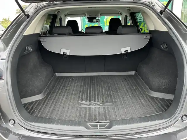 マツダ ＣＸ－５ XD 奈良県 2018(平30)年 4.4万km マシーングレープレミアムM 純正ナビ/（フルセグ/BT/CD/DVD）/レーダークルーズコントロール/バックカメラ/ブラインドスポットモニター/衝突軽減システム/前後コーナーセンサー/レーンキープアシスト/オートライト/LEDヘッドライト/ETC2.0/純正17インチAW/取り扱い説明書/スペアキーX1