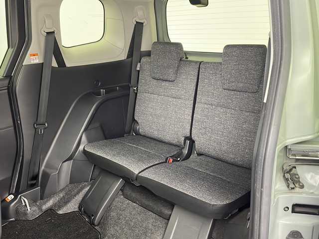 トヨタ シエンタ Z 兵庫県 2022(令4)年 2.5万km アーバンカーキ ・ワンオーナー/・純正10型ナビ/TV/BT/USB/Miracast/・バックカメラ/・両側パワースライドドア/・純正ビルトインETC2.0/・ステアリングヒーター/・前席シートヒーター/・ドアミラーヒーター/・トヨタセーフティセンス/・レーンディーパーチャーアラート/・ブラインドスポットモニター/・プリクラッシュセーフティ/・プロアクティブドライブアシスト/・クリアランスソナー/・リアクロストラフィックアラート/・パーキングアシストブレーキ/・レーダークルーズコントロール/・オートマチックハイビーム/・LEDライト/・スマートキー