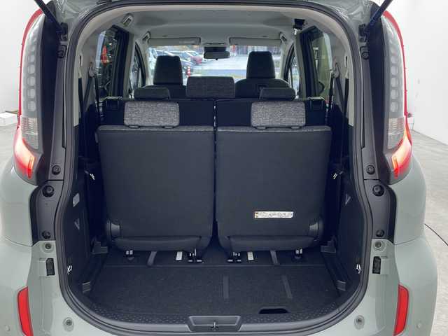 トヨタ シエンタ Z 兵庫県 2022(令4)年 2.5万km アーバンカーキ ・ワンオーナー/・純正10型ナビ/TV/BT/USB/Miracast/・バックカメラ/・両側パワースライドドア/・純正ビルトインETC2.0/・ステアリングヒーター/・前席シートヒーター/・ドアミラーヒーター/・トヨタセーフティセンス/・レーンディーパーチャーアラート/・ブラインドスポットモニター/・プリクラッシュセーフティ/・プロアクティブドライブアシスト/・クリアランスソナー/・リアクロストラフィックアラート/・パーキングアシストブレーキ/・レーダークルーズコントロール/・オートマチックハイビーム/・LEDライト/・スマートキー