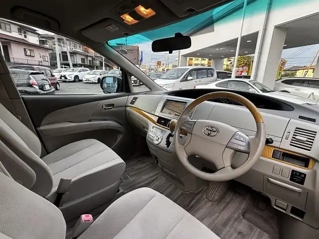 トヨタ エスティマ アエラス Gエディション NAVI 熊本県 2007(平19)年 14.4万km ミディアムシルバーメタリック ワンオーナー/純正メーカーナビ/【CD/DVD/ミュージックサーバー】/バックカメラ/両側パワースライドドア/ステアリングスイッチ/純正17インチAW/M/Tモード/オートライト/Wエアコン/ETC/純正フロアマット/プッシュスタート/スマートキー/ウォークスルー/3列シート/ウインカーミラー/ドアバイザー/記録簿