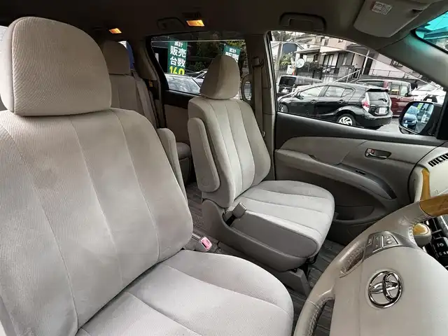 トヨタ エスティマ アエラス Gエディション NAVI 熊本県 2007(平19)年 14.4万km ミディアムシルバーメタリック ワンオーナー/純正メーカーナビ/【CD/DVD/ミュージックサーバー】/バックカメラ/両側パワースライドドア/ステアリングスイッチ/純正17インチAW/M/Tモード/オートライト/Wエアコン/ETC/純正フロアマット/プッシュスタート/スマートキー/ウォークスルー/3列シート/ウインカーミラー/ドアバイザー/記録簿