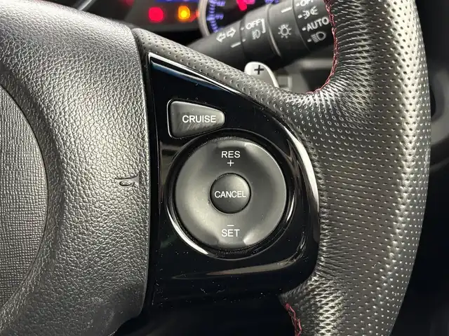 ホンダ Ｎ ＯＮＥ モデューロX 福岡県 2015(平27)年 2.8万km プレミアムホワイトパールⅡ ワンオーナー　/社外ナビ／フルセグＴＶ　/ＥＴＣ　/クルーズコントロール　/パドルシフト　/横滑り防止装置　/プッシュスタート　/電動格納式ドアミラー　/ハーフレザーシート　/社外リップスポイラー　/社外１５インチＡＷ