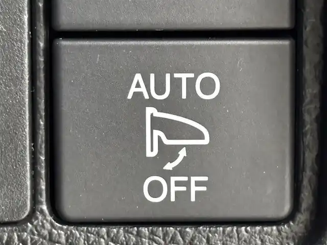 ホンダ Ｎ ＯＮＥ モデューロX 福岡県 2015(平27)年 2.8万km プレミアムホワイトパールⅡ ワンオーナー　/社外ナビ／フルセグＴＶ　/ＥＴＣ　/クルーズコントロール　/パドルシフト　/横滑り防止装置　/プッシュスタート　/電動格納式ドアミラー　/ハーフレザーシート　/社外リップスポイラー　/社外１５インチＡＷ