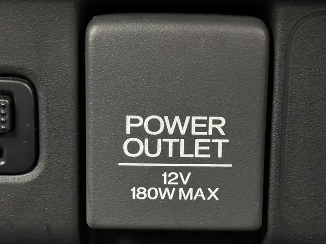 ホンダ Ｎ ＯＮＥ モデューロX 福岡県 2015(平27)年 2.8万km プレミアムホワイトパールⅡ ワンオーナー　/社外ナビ／フルセグＴＶ　/ＥＴＣ　/クルーズコントロール　/パドルシフト　/横滑り防止装置　/プッシュスタート　/電動格納式ドアミラー　/ハーフレザーシート　/社外リップスポイラー　/社外１５インチＡＷ