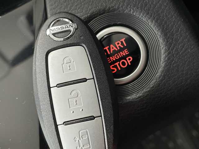 日産 ルークス ハイウェイスター X 愛知県 2022(令4)年 4.1万km チタニウムグレーメタリック エマージェンシーブレーキ/純正ナビ/全方位カメラ/片側パワースライド/バックカメラ/コーナーセンサー/純正アルミホイール/オートライト/衝突軽減システム/フルセグ/CD DVD/Bluetooth/ステアリングスイッチ/スマートキー/プッシュスタート