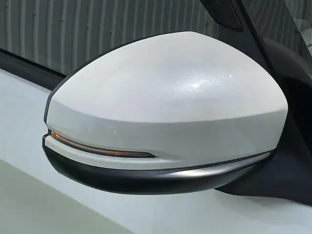 ホンダ フリード ハイブリット G ホンダセンシング 香川県 2017(平29)年 5.7万km ホワイトオーキッドパール 登録時走行距離；56574km/純正9インチナビ　（VXM-175VFNi）/・フルセグTV　CD/DVD/SD/Bluetooth/前後ドライブレコーダー/ETC/ホンダセンシング/衝突軽減ブレーキ/レーンキープアシスト/横滑り防止/アダプティブクルーズコントロール/バックカメラ/ステアリングスイッチ/両側パワースライドドア/プッシュスタート/純正フロアマット/純正15インチホイールキャップ