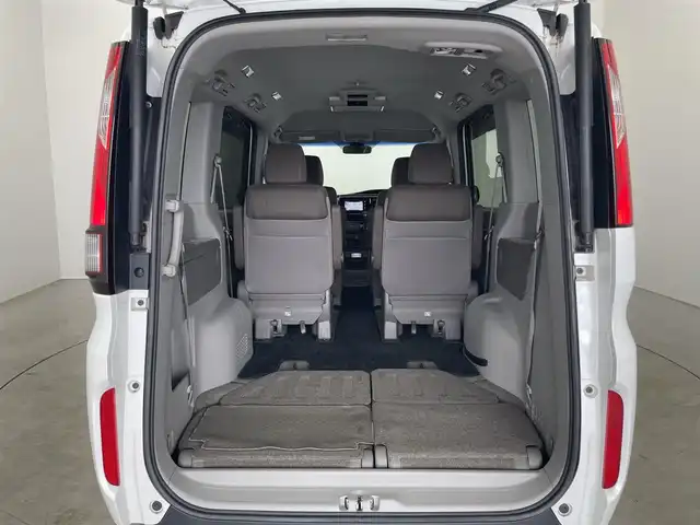 ホンダ ステップワゴン G EX 埼玉県 2015(平27)年 5.8万km ホワイトオーキッドパール 純正インターナビ/ CD DVD フルセグTV Bluetooth HDMI/11インチ純正フリップダウンモニター/バックカメラ/ステアリングスイッチ/衝突被害軽減システム/レーダークルーズコントロール/レーンキープアシスト/先行車発進お知らせ機能/横滑り防止システム/シートヒーター/わくわくゲート/LEDオートライト/ETC/スマートキー