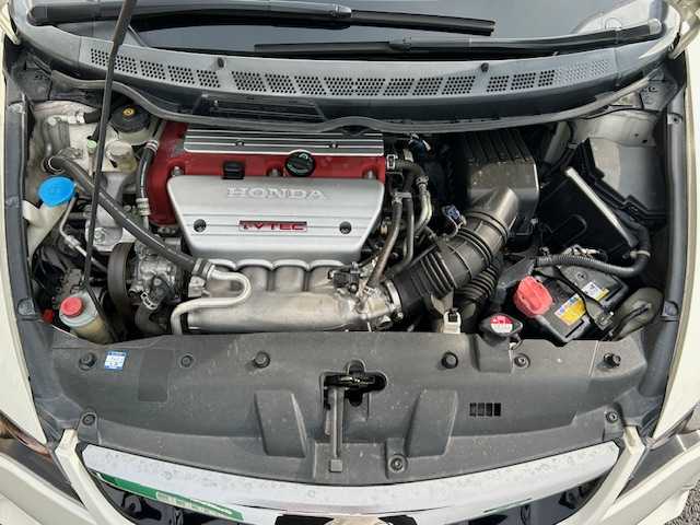 ホンダ シビック タイプR 茨城県 2007(平19)年 10.8万km 白 純正ナビ　/純正エアロ　/純正ＡＷ　/バックカメラ　/ＡＢＳ　/パワーステアリング　/パワーウィンドウ　/取扱説明書 /純正フロアマット /LEDライト