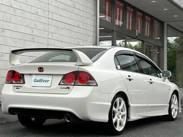 ホンダ シビック タイプR 埼玉県 2007(平19)年 10.8万km 白 純正ナビ/純正エアロ/純正18インチアルミ/バックカメラ　/ABS/パワーステアリング　/パワーウインドウ　/純正フロアマット/キーレス/スペアキー/社外LEDヘッドライトバルブ/ディーラー点検記録簿/(H22/H24/H26/H28/H30/R2/R3/R4/R5/R7)/新車保証書/取扱説明書