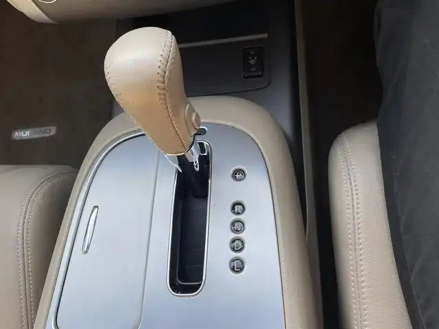 日産 ムラーノ 250XV FOUR 岩手県 2013(平25)年 16.6万km ブリリアントホワイトパール 純正ナビ　/サンルーフ/バックカメラ　/BOSEサウンド/クルーズコントロール/ナビステアリングスイッチ/革シート　/前席パワーシート/前席シートヒーター/スマートキ×２　/エンジンスターター　/オートライト　/ドアバイザー　/フロアマット