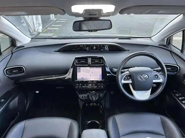 トヨタ プリウス A ツーリングセレクション 静岡県 2017(平29)年 7.9万km グレーメタリック 純正9型SDナビ/フルセグTV/DVD再生/Bluetooth接続/レザーシート/運転席&助手席シートヒーター/HUD/セーフティセンスP/スマートキー/プッシュスタート/レーダークルーズコントロール/アイドリングストップ/ビルトインETC/バックカメラ/LEDヘッドライト/純正フロアマット