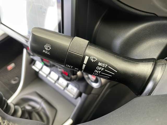 トヨタ ＧＲ８６ RZ 長野県 2022(令4)年 3.7万km マグネタイトグレーメタリック 純正9インチメモリナビ/・フルセグTV/・CD/DVD/BT/・SD/AM.FM/バックカメラ/ETC/クルーズコントロール/ハーフレザーシート/D/N席シートヒーター/GR専用革巻きステアリング/ステアリングスイッチ/スマートキー/プッシュスタート/LEDヘッドライト/リアフォグランプ/オートライト/社外18インチAW(SUBARU)/純正フロアマット/電動格納ミラー/横滑り防止システム