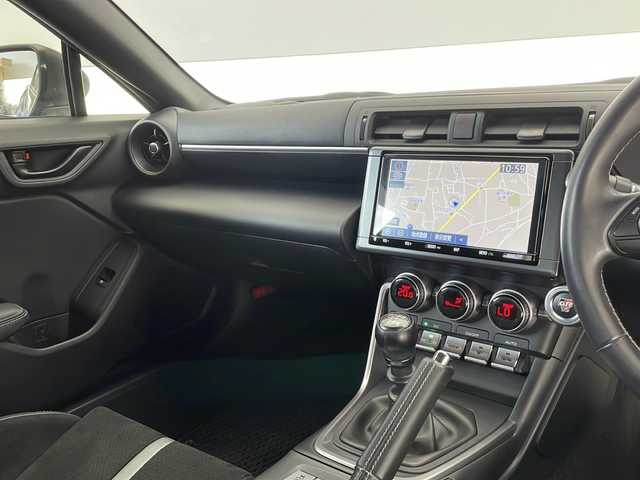 トヨタ ＧＲ８６ RZ 長野県 2022(令4)年 3.7万km マグネタイトグレーメタリック 純正9インチメモリナビ/・フルセグTV/・CD/DVD/BT/・SD/AM.FM/バックカメラ/ETC/クルーズコントロール/ハーフレザーシート/D/N席シートヒーター/GR専用革巻きステアリング/ステアリングスイッチ/スマートキー/プッシュスタート/LEDヘッドライト/リアフォグランプ/オートライト/社外18インチAW(SUBARU)/純正フロアマット/電動格納ミラー/横滑り防止システム