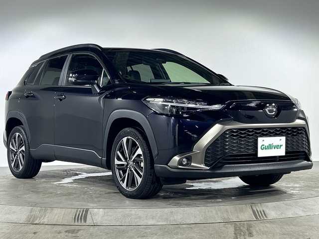 トヨタ カローラ クロス ハイブリッド Z 福岡県 2023(令5)年 1.6万km スパークリングブラックパールクリスタルシャイン 純正10.5インチディスプレイオーディオ/AM FM BT/フルセグテレビ/バックモニター/トヨタセーフティセンス/ハーフレザーシート/シートヒーター（D/N)/パワーシート（D）/ETC/ブレーキホールド/パワーバックドア/革巻きステアリング/ステアリングスイッチ/LEDヘッドライト/オートライト/純正18インチアルミホイール