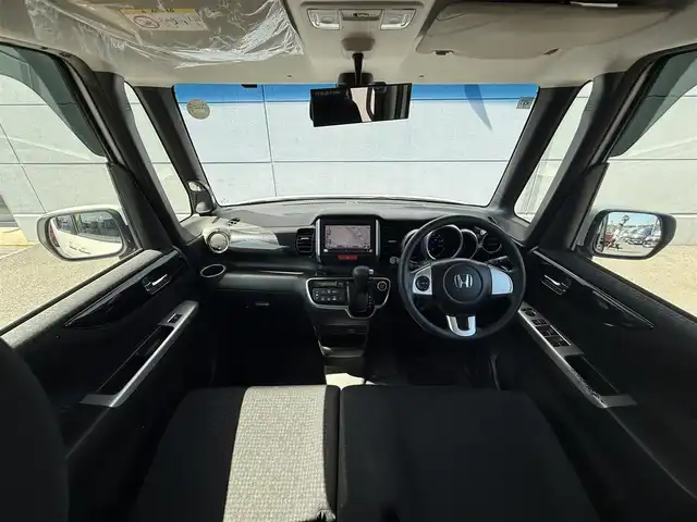 ホンダ Ｎ ＢＯＸ カスタム SSパッケージ 千葉県 2015(平27)年 3.4万km プレミアムホワイトパールⅡ 社外ナビ　/【型式：AVIC-MRZ02】/ＣＤ/ＳＤ/ワンセグ　/バックカメラ　スマートキー　/両側パワースライドドア　/純正アルミホイール　/キセノンヘッドライト　/オートライト/純正フロアマット　/ダブルサイドエアバック　/ABS　/後席ロールサンシェード