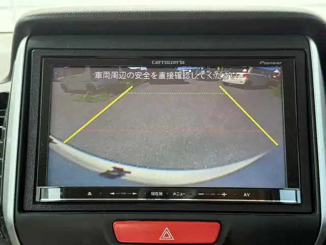 ホンダ Ｎ ＢＯＸ カスタム SSパッケージ 千葉県 2015(平27)年 3.4万km プレミアムホワイトパールⅡ 社外ナビ　/【型式：AVIC-MRZ02】/ＣＤ/ＳＤ/ワンセグ　/バックカメラ　スマートキー　/両側パワースライドドア　/純正アルミホイール　/キセノンヘッドライト　/オートライト/純正フロアマット　/ダブルサイドエアバック　/ABS　/後席ロールサンシェード