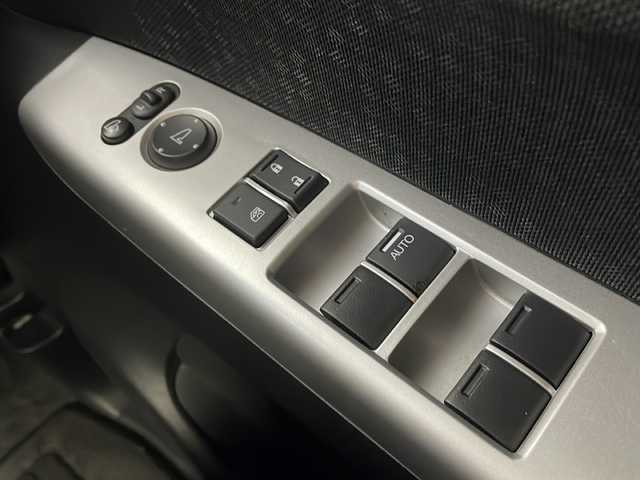 ホンダ Ｎ ＢＯＸ カスタム SSパッケージ 栃木県 2015(平27)年 3.4万km プレミアムホワイトパールⅡ 純正ナビ/（CD/AM/FM/ワンセグ）/バックカメラ　/両側パワースライドドア　/横滑り防止　/純正アルミホイール　/純正フロアマット　/後席ロールサンシェード/ドアバイザー/フォグライト/電動格納ミラー/ステアリングスイッチ/プッシュスタート/スマートキー