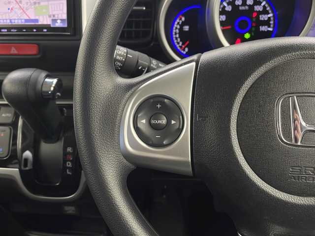 ホンダ Ｎ ＢＯＸ カスタム SSパッケージ 栃木県 2015(平27)年 3.4万km プレミアムホワイトパールⅡ 純正ナビ/（CD/AM/FM/ワンセグ）/バックカメラ　/両側パワースライドドア　/横滑り防止　/純正アルミホイール　/純正フロアマット　/後席ロールサンシェード/ドアバイザー/フォグライト/電動格納ミラー/ステアリングスイッチ/プッシュスタート/スマートキー