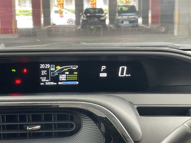 トヨタ アクア クロスオーバー 愛知県 2019(令1)年 5.2万km シルバーM 禁煙車/純正ナビ【NSCN-W68】/（Bluetooth・CD・ワンセグ・AUX）/バックカメラ/衝突軽減ブレーキ/横滑り防止装置/レーンキープアシスト/前後コーナーセンサー/前方ドライブレコーダー/ハーフレザーシート/ETC/オートマチックハイビーム/盗難防止装置/スマートキー/プッシュスタート