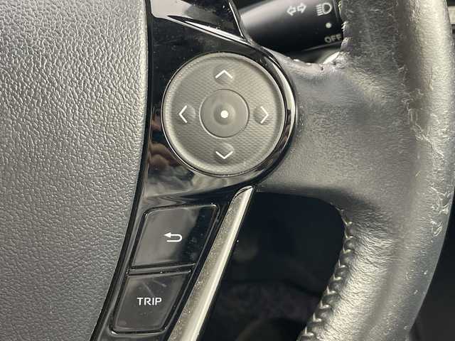 トヨタ アクア クロスオーバー 愛知県 2019(令1)年 5.2万km シルバーM 禁煙車/純正ナビ【NSCN-W68】/（Bluetooth・CD・ワンセグ・AUX）/バックカメラ/衝突軽減ブレーキ/横滑り防止装置/レーンキープアシスト/前後コーナーセンサー/前方ドライブレコーダー/ハーフレザーシート/ETC/オートマチックハイビーム/盗難防止装置/スマートキー/プッシュスタート